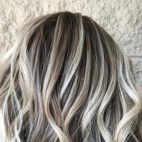 Cool Toned Blonde Highlights, High Contrast Blonde, Oreo Blizzard, White Blonde Highlights, Color Balayage, Messy Short Hair, Blending Gray Hair, Gray Coverage, Hair Affair