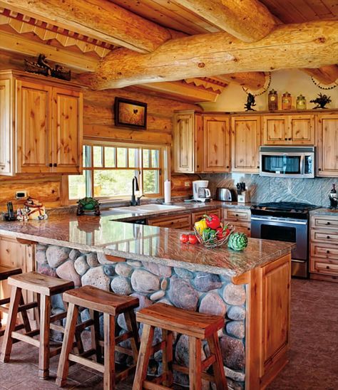 Log Cabin Kitchens, Cabin Kitchen Decor, Log Home Kitchen, Small Log Homes, Log Home Kitchens, Cabin Interior Design, Log Cabin Living, Log Cabin Interior, Log Cabin Ideas