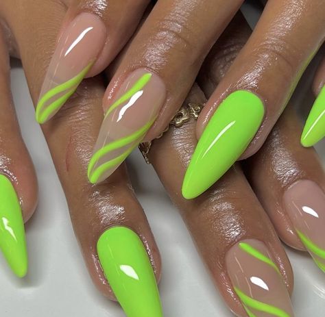 Neon Green Almond Nails Designs, Neon Lime Nail Design, Lime Green Almond Acrylic Nails, Neon Nails Almond Shape, Lime Green Almond Nails, Neon Lime Nails, Lime Green Nails Design, Neon Green Nails Design, Bali Nails