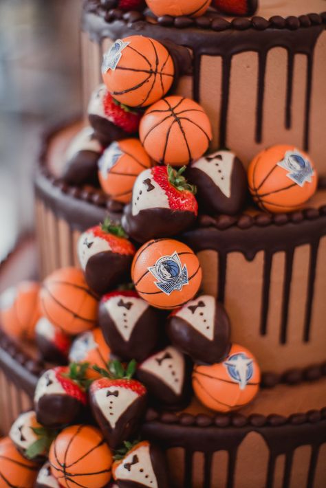 Basketball Groom's Cake https://significanteventsoftexas.com/ Grooms Cake Basketball Theme, Basketball Grooms Cake, Golf Grooms Cake, Basketball Cake, Basketball Theme, 2025 Wedding, Grooms Cake, Cake Inspiration, Tie The Knots