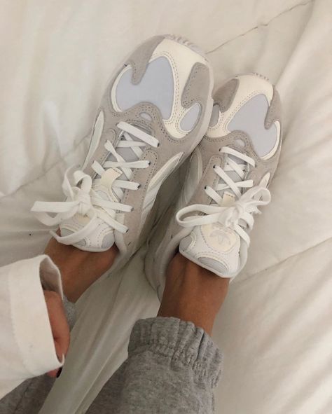 Adidas Chunky Sneakers, Adidas Yung 1, Adidas Yung, Sneaker Lovers, Fresh Shoes, Hype Shoes, Shoe Inspo, Aesthetic Shoes, Cloud White