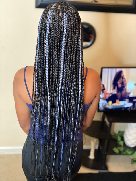 Follow me @braidssbyvon Box Braids Hairstyles Blue, Periwinkle Braids, Peekaboo Braids, Favorite Color Blue, Knotless Braid, Braiding Hairstyles, Colored Box Braids, Cute Box Braids, Braids Ideas