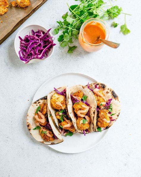 These cauliflower tacos with breaded cauliflower, refried beans and silky Yum Yum sauce are all about one thing: big flavor!﻿ #tacos #vegetarian #vegan #recipe #healthy #cauliflower #mealprep Danish Rye Bread, Dill Recipes, Best Sandwich Recipes, Bread Dishes, Cauliflower Tacos, Yum Yum Sauce, Open Faced Sandwich, Danish Food, How To Make Sandwich