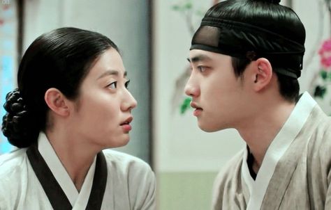 when they stare at each other the DRAMA unfolds Staring At Each Other, Ji Hyun, The Drama, Korean Actress, I Fall In Love, I Love Him, Falling In Love, Love Him, Love Story