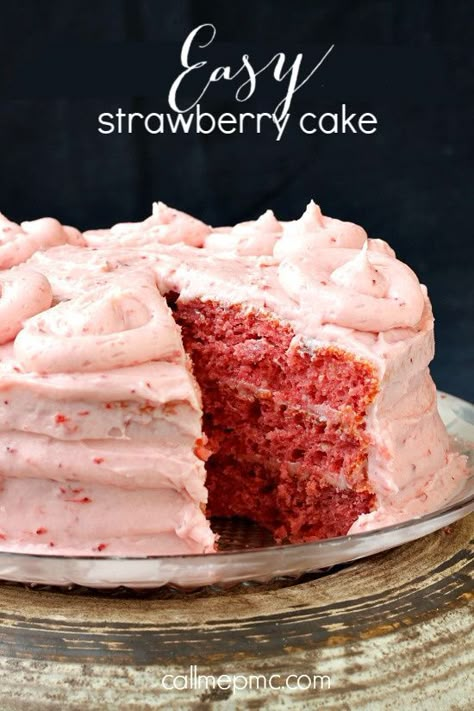 Easy Strawberry Cake, Strawberry Cake Easy, Strawberry Cream Cheese Frosting, Fresh Strawberry Recipes, Fresh Strawberry Cake, Strawberry Cake Recipes, Easy Strawberry, Strawberry Cakes, Cake Mix Recipes