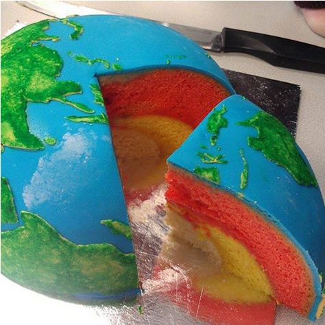 Earth Structural Layer Cake | Cakecrumbs Science Cake, Cake With Layers, Globe Cake, Kitchen Science Experiments, Earth Cake, Torte Creative, Planet Cake, Earth Layers, Kitchen Science