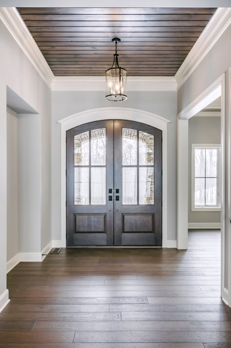 Sloped Tray Ceiling, Entry Way Ceiling Design, Entry Ceiling Ideas, Entry Lights Foyers Entryway, High Ceiling Entryway Ideas, Entryway Ceiling Ideas, Entry Foyer Ideas Entrance, Foyer Ceiling Ideas, Woodsy House