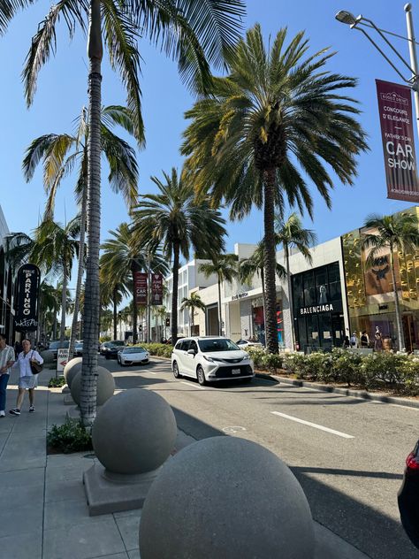 Happy July from Rodeo Drive! ☀️ #OnlyOnRodeo Rodeo Houston Aesthetic, Rodeo Drive Instagram Pictures, Rodeo Drive Aesthetic, Big Sur Drive, Beverly Hills Rodeo Drive, Rodeo Aesthetic, Drive Aesthetic, Life After High School, California Aesthetic