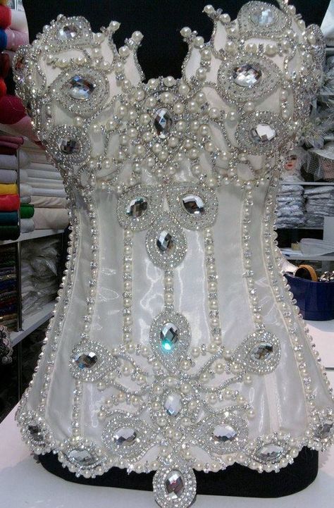 Jeweled Corset Corset Fashion, Blazer Outfit, Corsets And Bustiers, Fantasy Costumes, Corset Lingerie, Fantasy Fashion, Corsets, Veil, Beautiful Dresses