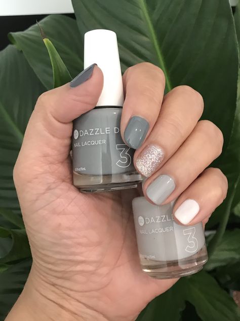 Dazzle Dry grays gradient Gradient Gray Nails, Dazzle Dry Nail Designs, Dazzle Dry Nail Art, Dazzle Dry Nails, Dazzle Dry Nail Polish Colors, Dazzle Dry, Western Nails, Mani Ideas, August Nails