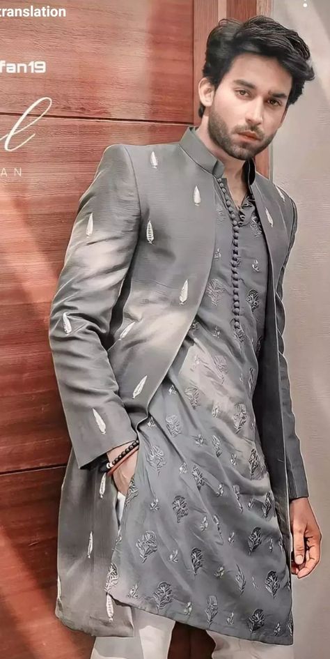 Pakistani Kurta Designs, India Fashion Men, Indian Wedding Suits Men, Man Dress Design, Indian Wedding Clothes For Men, Sherwani For Men Wedding, Wedding Kurta, Boys Kurta Design, Wedding Kurta For Men