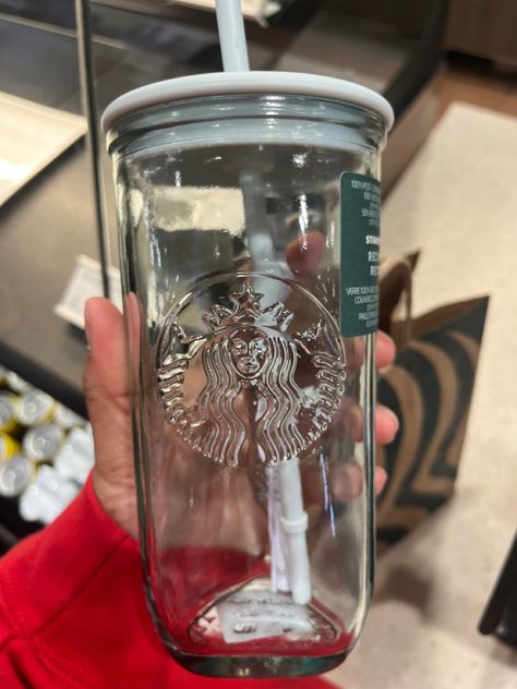 Starbucks Glass Cup, Starbucks Cup Aesthetic, Starbucks Water Bottle, Café Starbucks, Cute Water Bottles, Starbucks Logo, Starbucks Recipes, Iced Coffee Cup, Starbucks Tumbler