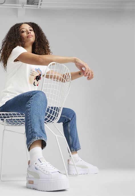 Beautiful I loved very good quality White Puma Outfit, Puma Mayze Outfits, White Pumas, Puma Outfits, Puma Outfit, Ankle Length Jeans, Fashion 2024, Work Outfits Women, Denim Flares