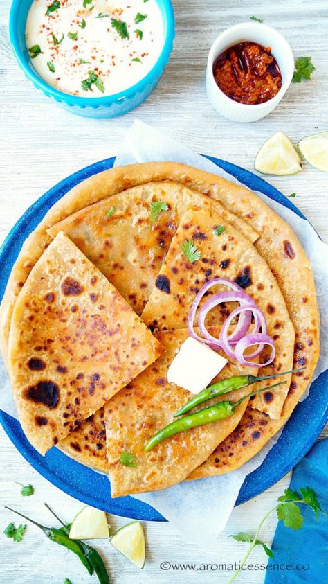 Paneer Paratha | Punjabi Paneer paratha recipe - Aromatic Essence Alu Paratha, Paratha Bread, Indian Paneer Recipes, Aloo Paratha Recipe, Potato Stuffed, Aloo Paratha, How To Make Paneer, Paratha Recipe, Paratha Recipes