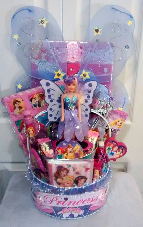 Princess Birthday Gift Ideas, Gift Basket For Kids Girl, Princess Basket Ideas, Princess Baskets, Princess Gift Basket, Unicorn Theme Gift Hampers, Easter Baskets For Kids 8-10, Unique Easter Baskets, Creative Easter Baskets