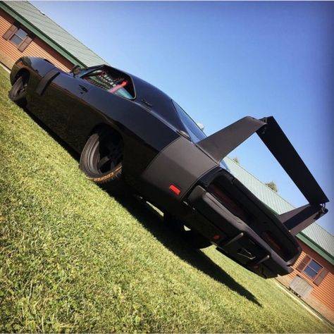 Muscle Cars Pics Daytona Charger, Dodge Daytona, Dodge Charger Daytona, R35 Gtr, 1969 Dodge Charger, Dodge Muscle Cars, New Sports Cars, Mopar Cars, Best Muscle Cars