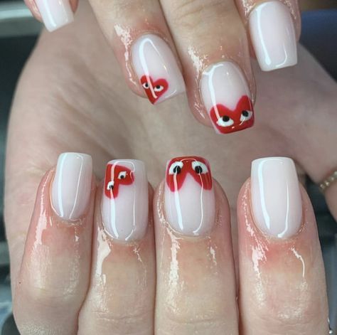 Cdg Heart Nails Short, Streetwear Nails Short, Nails Cdg Heart, Cdg Nails Short, Cdg Nails Acrylic Short, Streetwear Nails Designs, Cdg Nails Acrylic, Cdg Heart Nails, Gel Nail Ideas Short