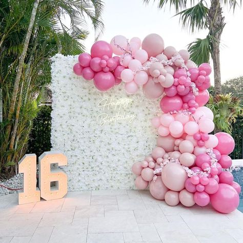 JanettLoveShop LLC on Instagram: "Cherry Blossom theme 🌸 #sweet16 #sweet16cherryblossomtheme #cherryblossom #cherryblossomtheme🌸 #sweet16party #cherryblossomballoons #pinkballoons" 15 Pink Decorations, Pink Flower Sweet 16, Cherry Blossom Balloons, Sweet 16 Flower Wall, 16 Birthday Backdrop Ideas, Sweet 16 Party Ideas Flowers, Sweet 16 Birthday Party Decorations, Sweet 16 Party Backdrop Ideas, Cherry Blossom Balloon Arch