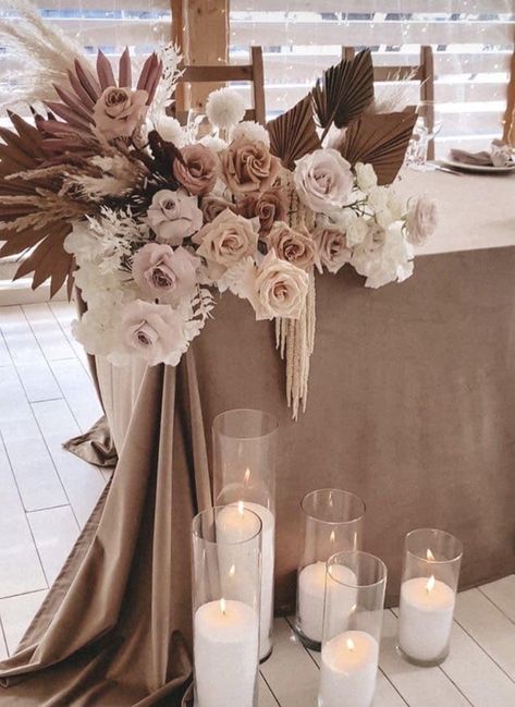 Boho Bridal Table, Boho Sweetheart Table Wedding, Wedding Main Table Decor, Boho Sweetheart Table, Bridal Table Flowers, Main Table, Colors Wedding, Beige Wedding, Bridal Table