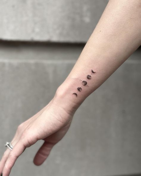 Renewal Tattoo Ideas, Inner Light Tattoo, Vertical Moon Phases Tattoo, Space Hand Tattoo, Minimal Space Tattoo, Moonrise Tattoo, Bts Small Tattoos, Moon Fases Tattoos, Meteorology Tattoo