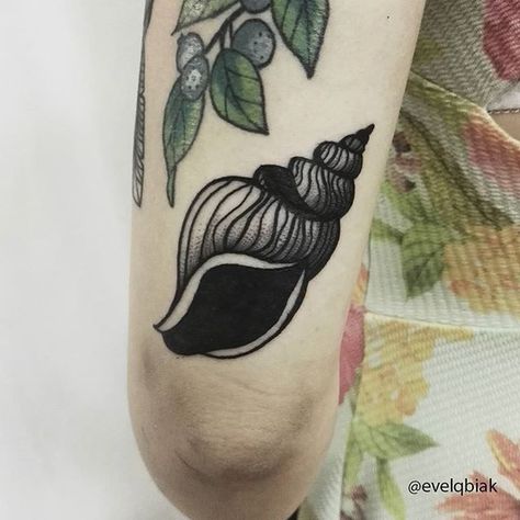 Forearm Cover Up Tattoos, Ems Tattoos, Shell Tattoo, Lotr Tattoo, Seashell Tattoos, Wrist Tattoo Designs, Shell Tattoos, Girl Arm Tattoos, Sea Tattoo