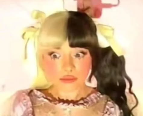 Melanie Martinez Reaction Pics, Melanie Martinez Being Silly, Melanie Martinez Funny Photos, Melanie Martinez Teeth, Melanie Martinez Widget, Melanie Martinez Funny, Shock Meme, Melanie Martinez Pics, Melanie Martinez Music