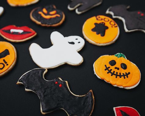 Treat or treat, give me some spooky treats to eat! 👻🎃 . . . #talismandesigns #minneapolis #minneapolismade #kitchen #kitcheninspiration #cooking #cookingtip #lifehacks #chefslife #cook #instacooking #instacook #kitchenaccessories #ezcooking #kitchenupgrade #kitchenware #kitchengoals #kitchenstyle #hostesswiththemostess #hostess #foodprep #cutegifts #quickandeasy #homecooking #instafoodie #cookingtips Spooky Treats, Kitchen Upgrades, Kitchen Style, Kitchen Inspirations, Home Cooking, Minneapolis, Kitchen Accessories, Cooking Tips, Cute Gifts