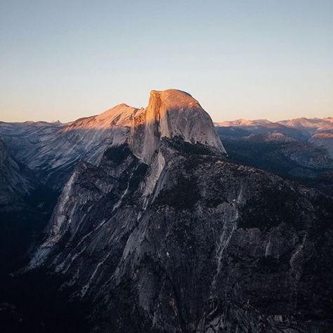 Yosemite National Park is beloved for its stark High Sierra beauty punctuated by gushing waterfalls and massive, ancient sequoia trees, especially the 3,000-year-old Grizzly Giant. Check out our Yosemite travel guide at the link in bio. #tlpicks courtesy of @heidii_parra  #Regram via @CDoVRIKjlf9 Yosemite Aesthetic, Yosemite Trip, Sequoia Tree, National Park Photos, 2025 Vision, Yosemite National, Buy Prints, Half Dome, Yosemite National Park