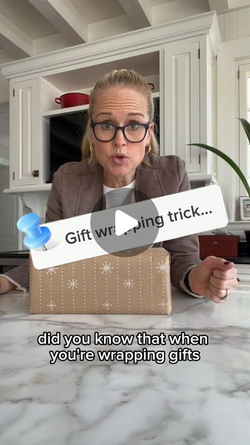 Jenny Hayes Edwards on Instagram: "If you’re anything like me, you’re wrapping all of your gifts at the last minute!! Nothing like a little, adrenaline pressure to get it all done! Here’s an awesome little trick to help with wrapping your gifts if you use ribbon!

#wrappinghacks #giftwrappingideas #giftwrappingtips #giftwrapping #wrappingpresents 
#holidayhack #holidayhacks #christmastree #christmastreehack #hacks #homehacks #cleaninghacks #kitchenhacks #lifehacks #foodhacks #christmashack #christmastreedecor" Present Wrapping Hacks, Gift Wrapping Techniques Video Tutorials, Christmas Hacks Tips And Tricks, How To Wrap A Gift, Gift Wrapping Hacks, Wrapping Hacks, Holiday Hack, Christmas Hacks, Happy Gifts