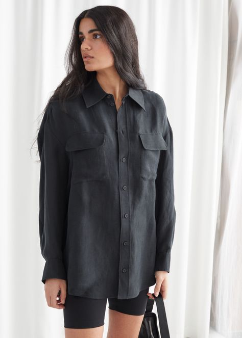 Black Linen Shirt, Oversized Linen Shirt, Cool Coats, Black Shirts, Straight Clothes, Chic Shirts, Wardrobe Planning, Simply Chic, Black Linen