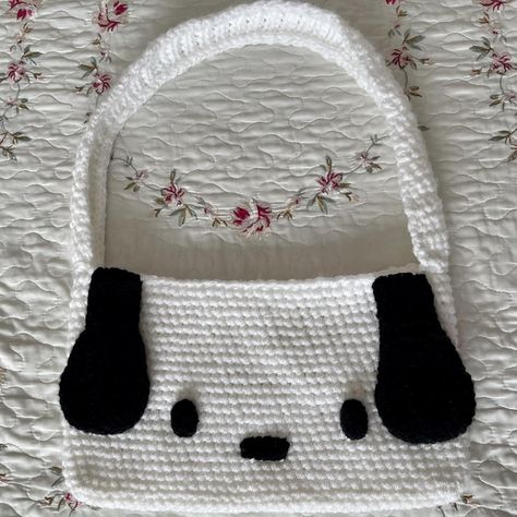 Pochacco Crochet Bag, Crochet Sanrio Bag, Matching Crochet Ideas, Crochet Pochacco, What To Crochet, Cute Pochacco, Tote Bag Patterns, Classy Crochet, Crochet Sweater Design