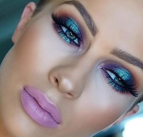 Purple Pink Lipstick, Lilac Makeup, Metallic Makeup, Cute Eyeshadow Looks, Eyeshadow For Blue Eyes, Mermaid Makeup, Pink Makeup, Matte Liquid Lipstick, Free Makeup