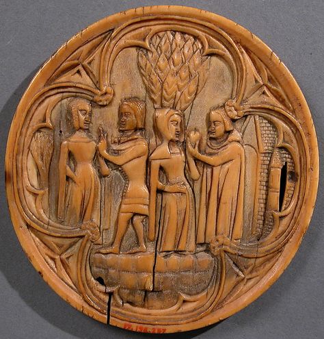 Mirror Case - ivory  15th century North Italian   #TuscanyAgriturismoGiratola Medieval Mirror, Medieval Hairstyles, Off Campus, Mirror Case, Circular Mirror, Character Sheet, Beautiful Places To Travel, 15th Century, 16th Century