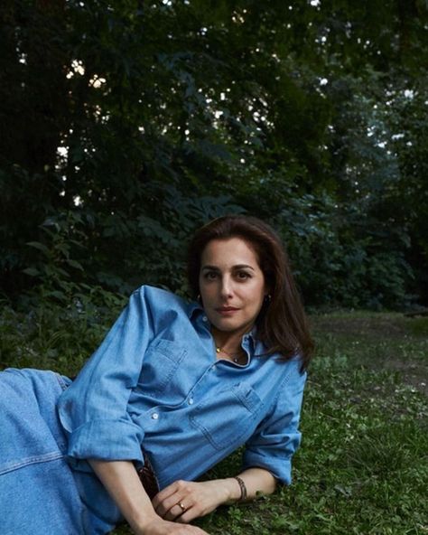 @raretimmypics on ig Call Me By Your Name Outfits, Amira Casar, Winter Outfits Tumblr, Winter Outfits Edgy, Outfit Inspiration Women, French Lifestyle, Call Me By Your Name, Work Chic, Street Style Edgy