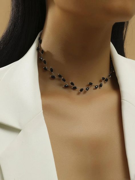 قلادات متدلية, Metal Choker, Pretty Jewelry Necklaces, Black Choker Necklace, Womens Chokers, Black Choker, Choker Collar, Black Jewelry, Black Necklace