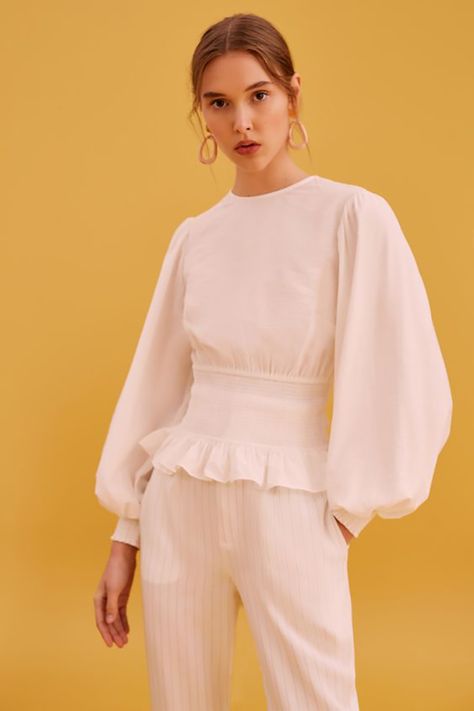 Puff Sleeves Top, Puffy Sleeve Top, Trends For 2024, Sustainable Style, Sleeves Clothing, Puff Sleeve Dresses, Sleeves Top, Puffy Sleeves, 가을 패션