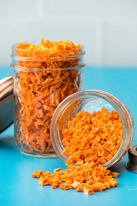 Sweet Potato Dehydrated, How To Dehydrate Sweet Potatoes, Freeze Dried Sweet Potatoes, Dry Canning Sweet Potatoes, Dried Sweet Potatoes, Preserve Sweet Potatoes, How To Dehydrate Potatoes, Food To Dehydrate, Dehydrator Potatoes