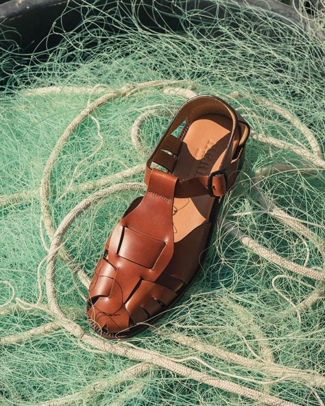 HEREU on Instagram: “'Pesca' Fisherman sandal. #HEREU” Fisherman Shoes, Cruise 2023, Man Shoes, Tan Heels, Black Camel, La Fashion, Men Fits, In Spanish, Max Mara