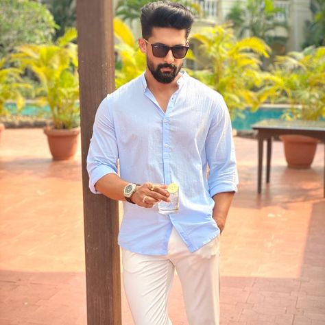 Ravi Dubey, India Actor, Work From Home Outfit, Gorgeous Man, White Trousers, Radha Krishna Photo, Boy Photography Poses, Krishna Photos, Boy Photography