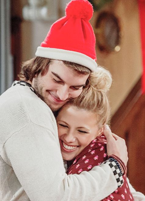 Jimmy & Stephanie. Fuller House Stephanie, Adam Hagenbuch, Ful House, Full House Tv Show, Stephanie Tanner, Dj Tanner, Jodie Sweetin, Tv Show Couples, Fuller House