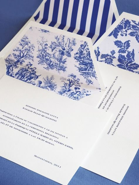 Blue And White Wedding Invitations, Blue And White Wedding, Blue White Weddings, Lined Envelopes, Blue White Decor, Boda Mexicana, Blue Toile, White Wedding Invitations, Stationery Inspiration