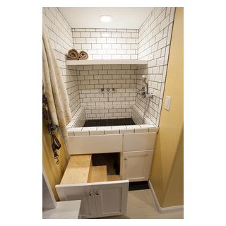 Laundry and mud room with custom dog wash - Transitional - Utility Room - Seattle - by Jennifer Ryan Design | Houzz UK Basement Redesign, Dog Condo, Dog Wash Station, Dog Bathing Station, Extra Large Dog House, Transitional Laundry Room, Plastic Dog House, Dog Bathing, Small Space Nursery