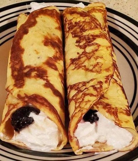 Keto Quick Meals | This is absolutely delicious | Facebook Cream Cheese Crepes, Cheese Crepes, Crepe Ingredients, Free Keto Meal Plan, Keto Cream, Sugar Free Syrup, Pudding Cake, Low Carb Breakfast, Recipes For Beginners