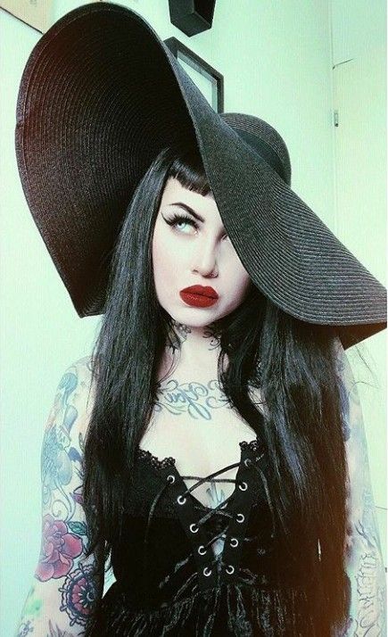 Killstar Outfit, Gothic Outfits For Women, Rockabilly Goth, Killstar Clothing, Goth Glam, Oh My Goddess, Goth Beauty, Fashion Victim, Gothic Outfits