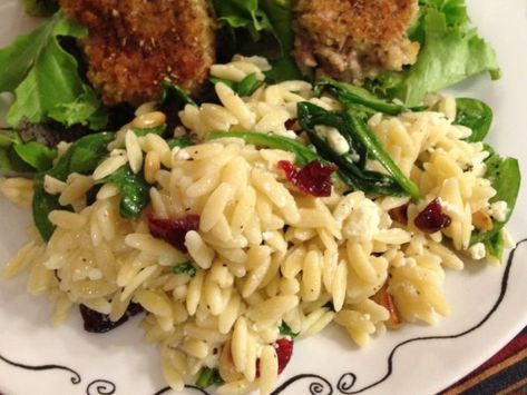 Cranberry and Feta Orzo Salad -- Juggling With Julia Cranberry Feta Salad, Feta Orzo Salad, Feta Orzo, Orzo Spinach, Cranberry Salad Recipes, Giada De Laurentiis Recipes, Cranberry Salad, Packed Lunches, Mediterranean Salad