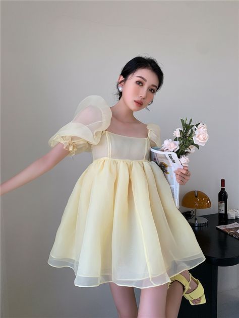 Selkie Bridal, Short Puffy Dresses, Light Lemon Yellow, Selkie Dress, Elegant Dresses Plus Size, Corset Fashion Outfits, Beautiful Bridal Dresses, Puffy Dresses, Bridal Bridesmaid Dresses