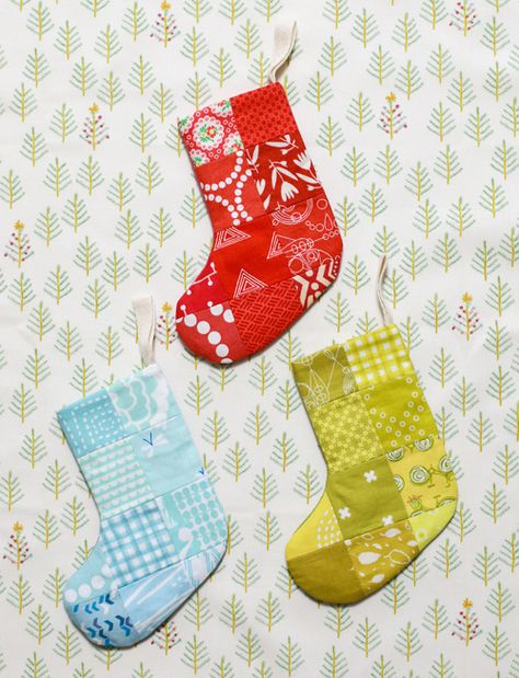 In Color Order: Mini Patchwork Stocking Tutorial Stocking Inspiration, Thankful Sunday, Patchwork Stocking, Christmas Stocking Tutorial, Stocking Tutorial, Christmas Stitching, Classy Christmas Decor, Mini Patchwork, Mini Christmas Stockings