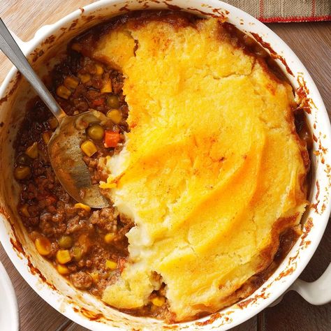 Simple Shepherd’s Pie Shepard's Pie, Dinner Pies, Shepherd's Pie Recipe, Cheese Mashed Potatoes, Shepards Pie, Homemade Mashed Potatoes, Instant Mashed Potatoes, Comfort Casseroles, Skillet Dishes