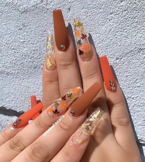 22.4 mil Me gusta, 89 comentarios - Naiilstudio (@naiilstudio) en Instagram: "Comment your favorite 1-4 Follow @nailzvibez By @Isabelsnails DM for Promotion . Turn on post…" Nagellack Trends, Halloween Acrylic Nails, Fall Nail Art Designs, Cute Acrylic Nail Designs, Her Nails, Fall Acrylic Nails, Long Acrylic Nails Coffin, Thanksgiving Nails, Fabulous Nails