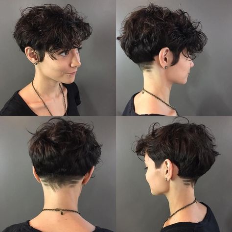 Curly Pixie with Shaved Nape #curlyshorthair Coiffures Pixie, Short Curly Pixie, Curly Pixie Haircuts, Androgynous Hair, Tousled Hair, Curly Pixie Cuts, Short Curly Haircuts, Curly Pixie, Curly Haircuts